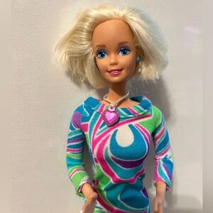90’s Totally Hair Barbie with short hair